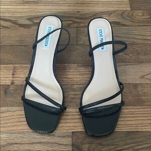 New Steve Madden sandals